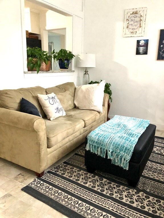 18 Walcott St unit 1, Hopkinton, MA 01748 - photo 2