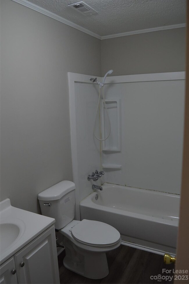 645 W Sharpe St, Statesville, NC 28677 - photo 7