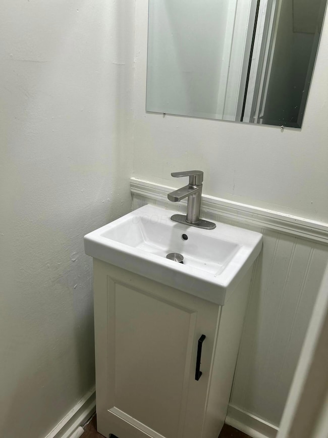 1975 Dunbar Dr unit F, Columbus, OH 43224 - photo 5