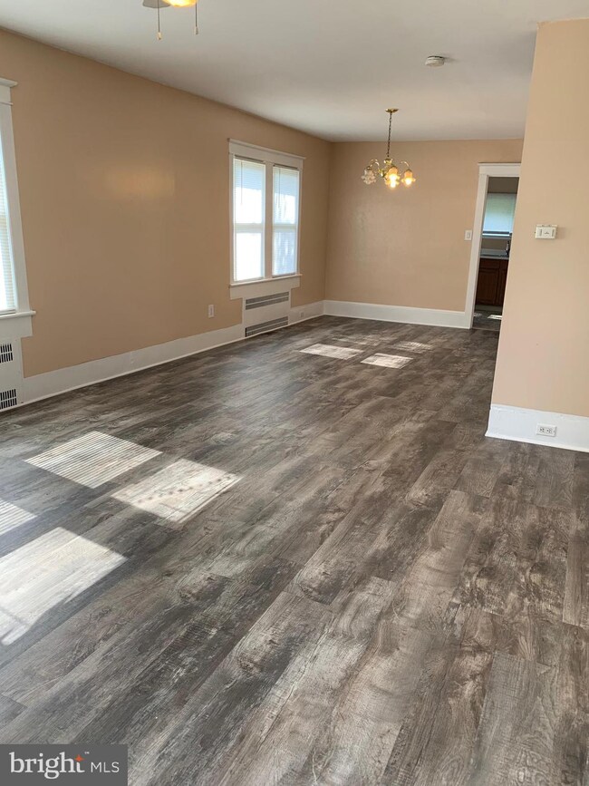 305 Fenimore St, Vineland, NJ 08360 - photo 3