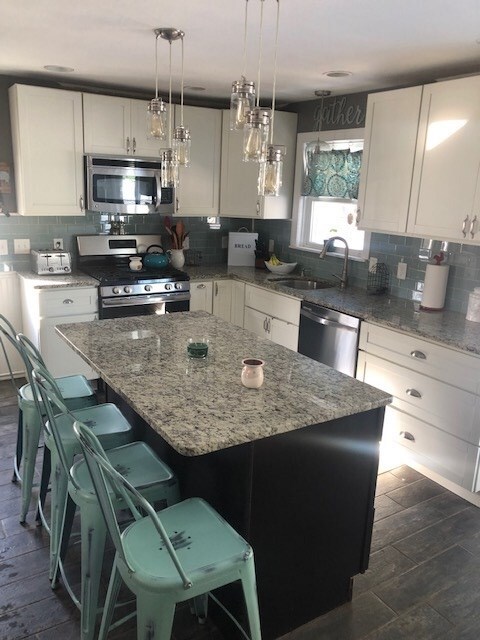 81 Knox Marsh Rd, Dover, NH 03820 - photo 3