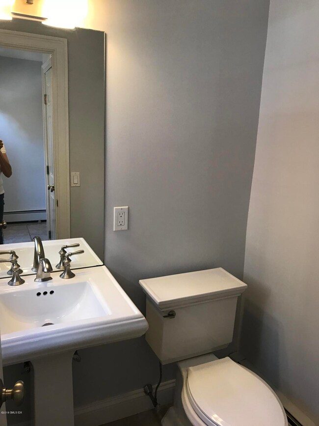 158 E Elm St unit D3, Greenwich, CT 06830 - photo 7