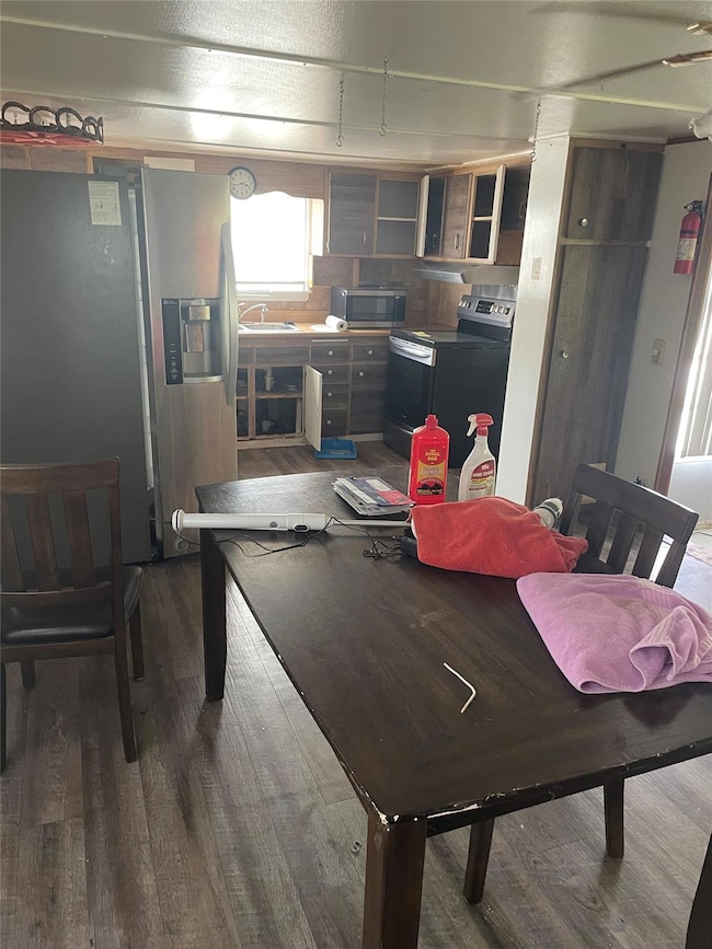 8721 SW 22nd St, Davie, FL 33324 - photo 4