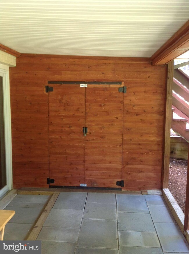 5559 Renoir Port Ln, Burke, VA 22015 - photo 5