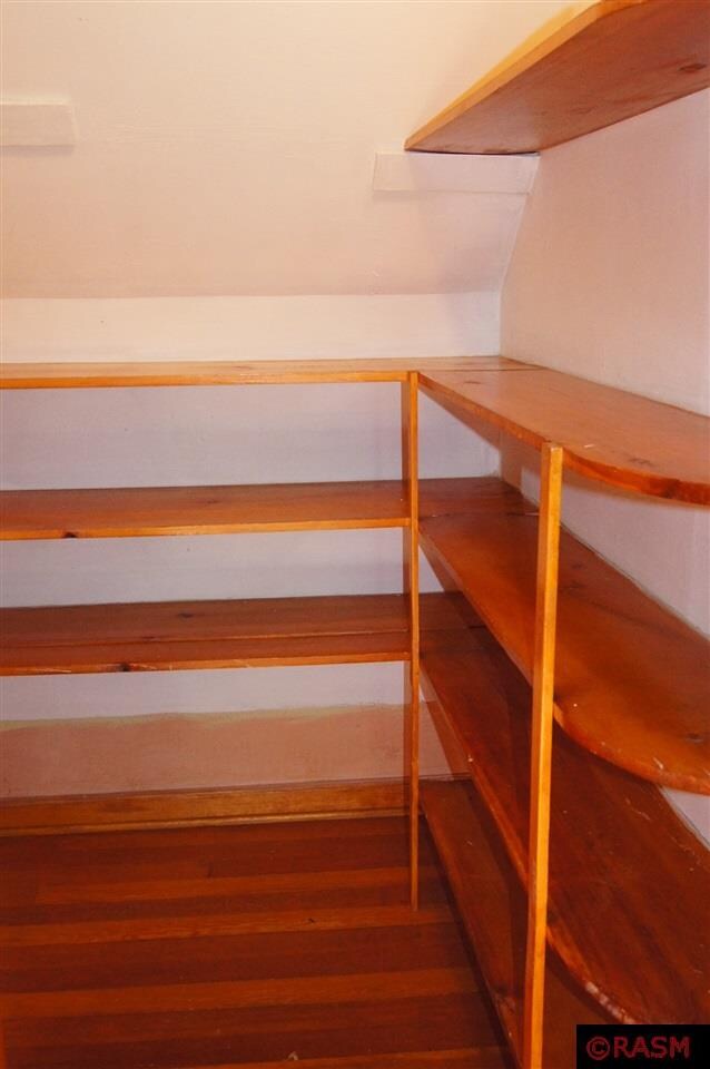 1026 N State St, New Ulm, MN 56073 - photo 3