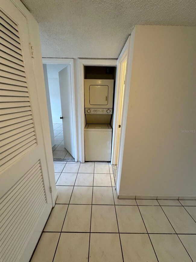 1438 Holden Ave unit 6, Orlando, FL 32839 - photo 2