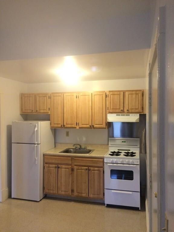 1469 Beacon St unit 11, Brookline, MA 02446 - photo 3