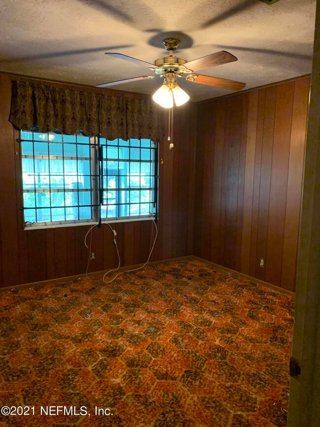 1675 Londonderry Ct, Jacksonville, FL 32210 - photo 3