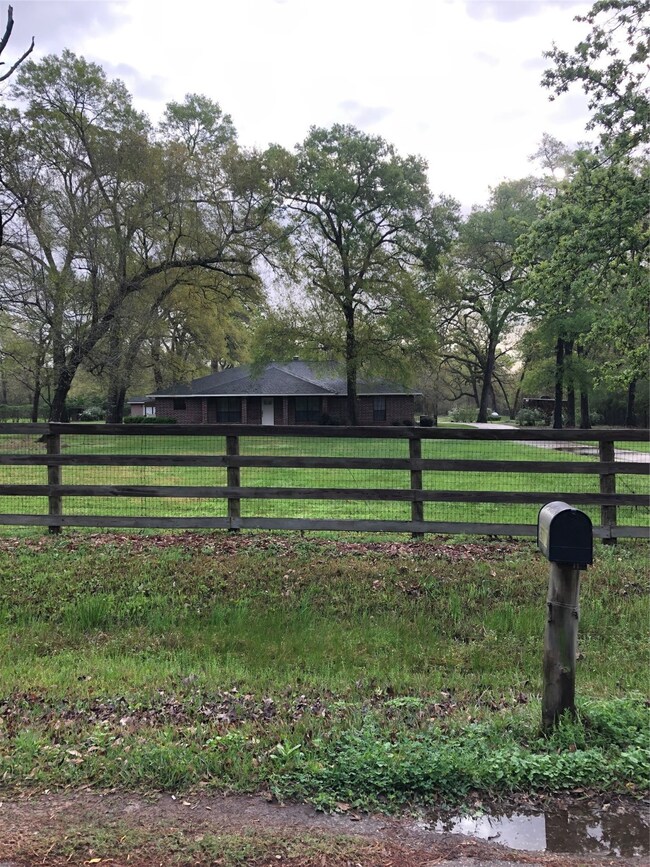 Lot 28 29 Cherokee Ln, Magnolia, TX 77354 - photo 5