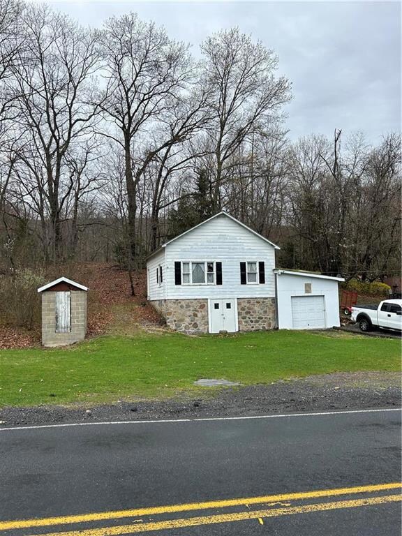 2182 W Bangor Rd, Bangor, PA 18013 - photo 2