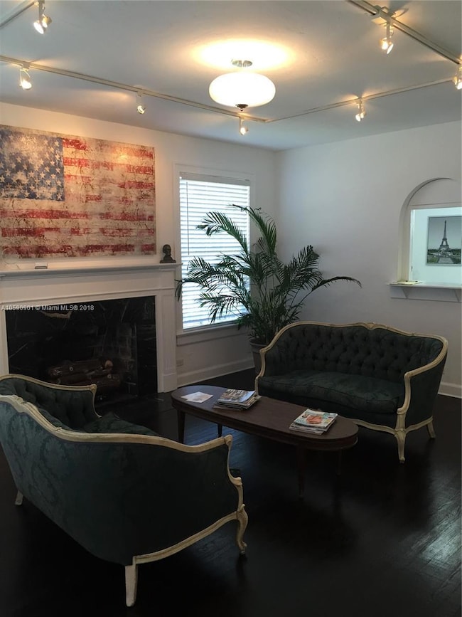 3001 Broadway, West Palm Beach, FL 33407 - photo 4