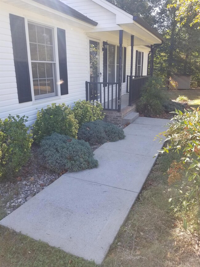 2017 Shawnee Ln, Greenbrier, TN 37073 - photo 2