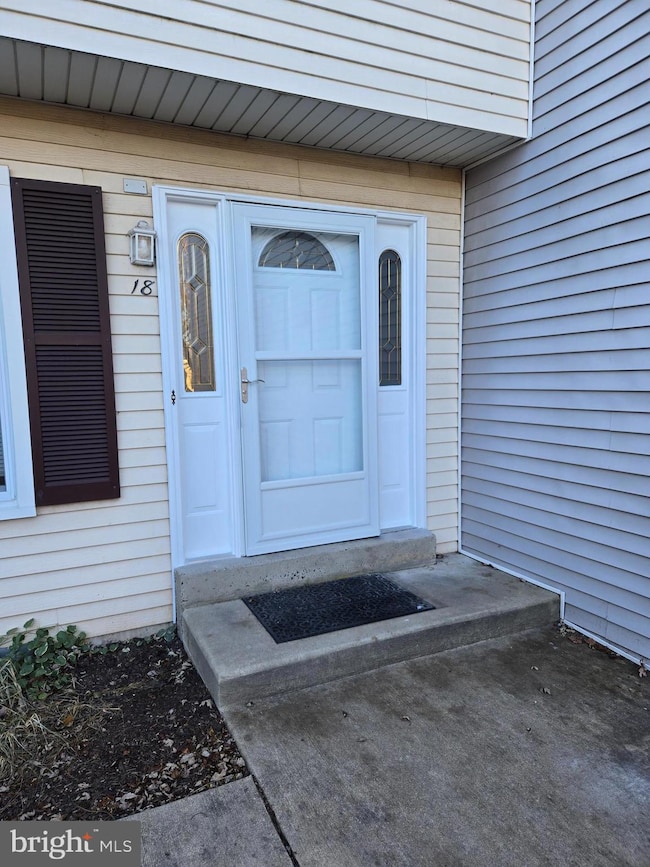 18 Edinboro Cir, Chalfont, PA 18914 - photo 2