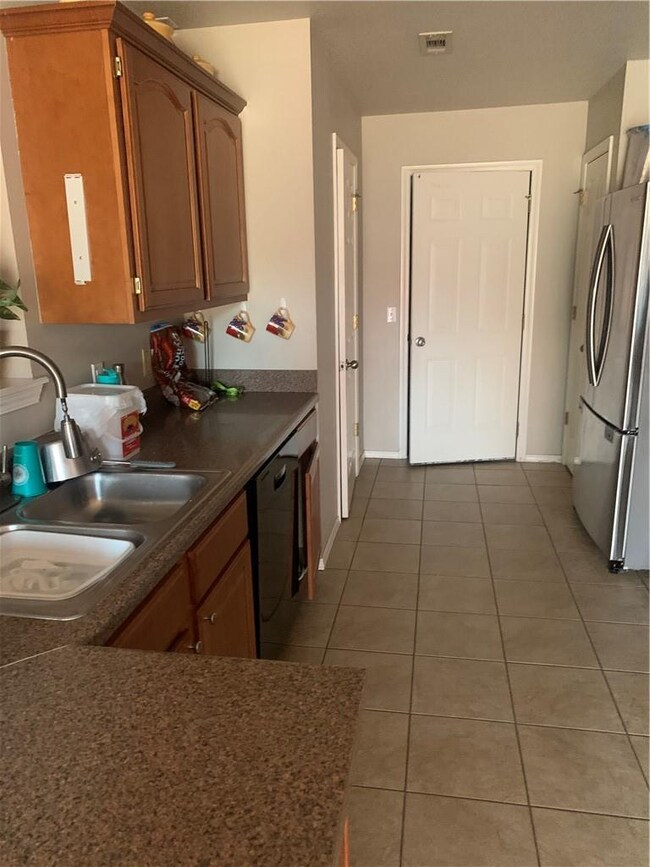 1450 Leesburg Ave, Springdale, AR 72764 - photo 4