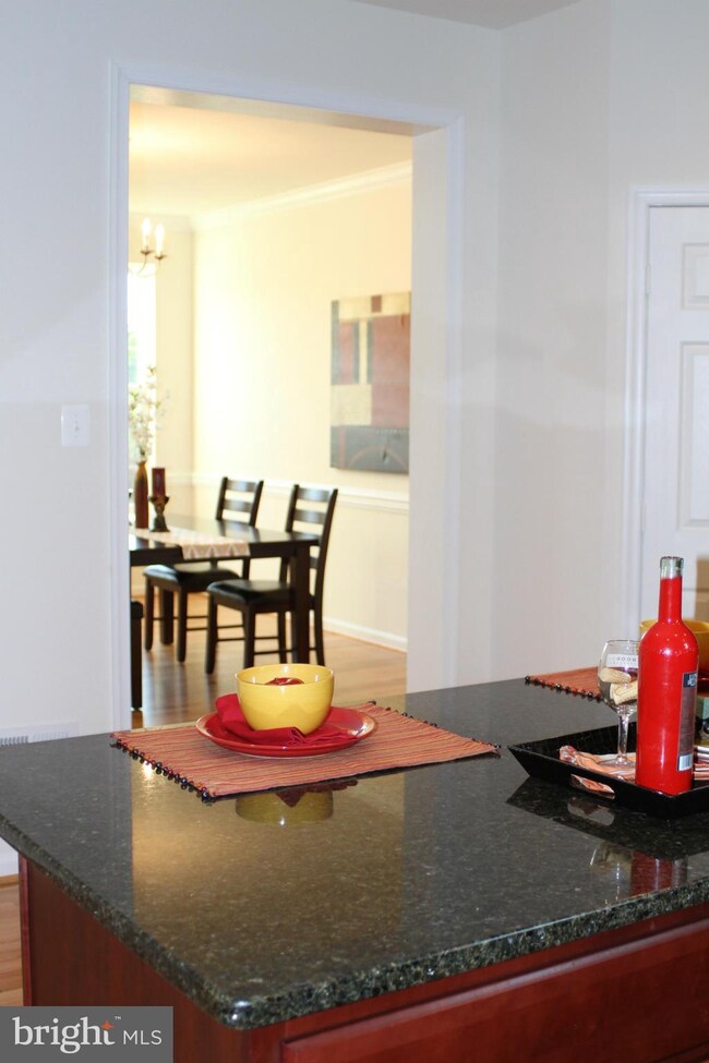 3 Pleasant Hill Ln, Owings Mills, MD 21117 - photo 4