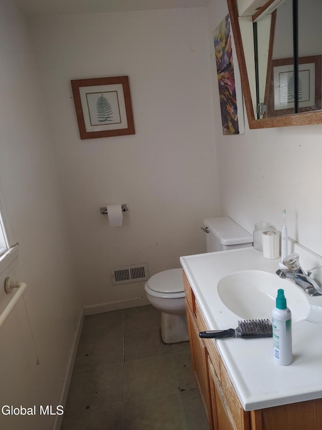 21 William St, Glens Falls, NY 12801 - photo 3