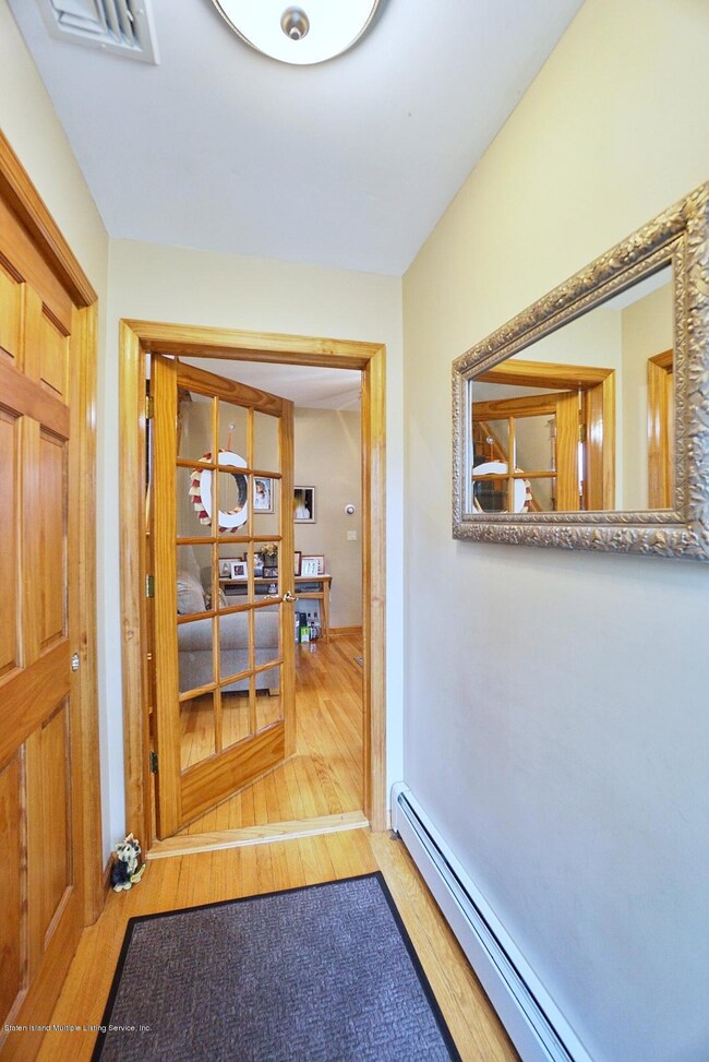 121 Barclay Ave, Staten Island, NY 10312 - photo 3