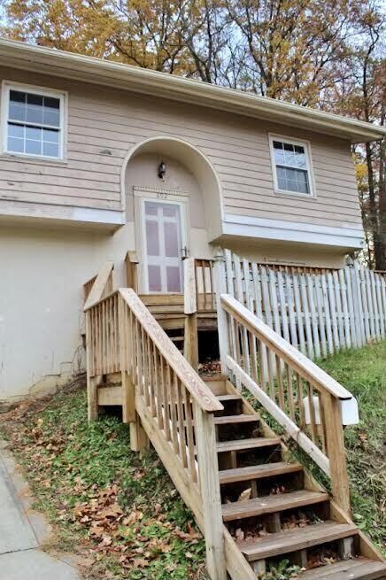 692 N Walnut St, Logan, OH 43138 - photo 2