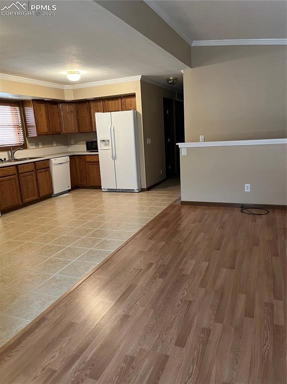 Living room , kitchen and dining all open for supe
