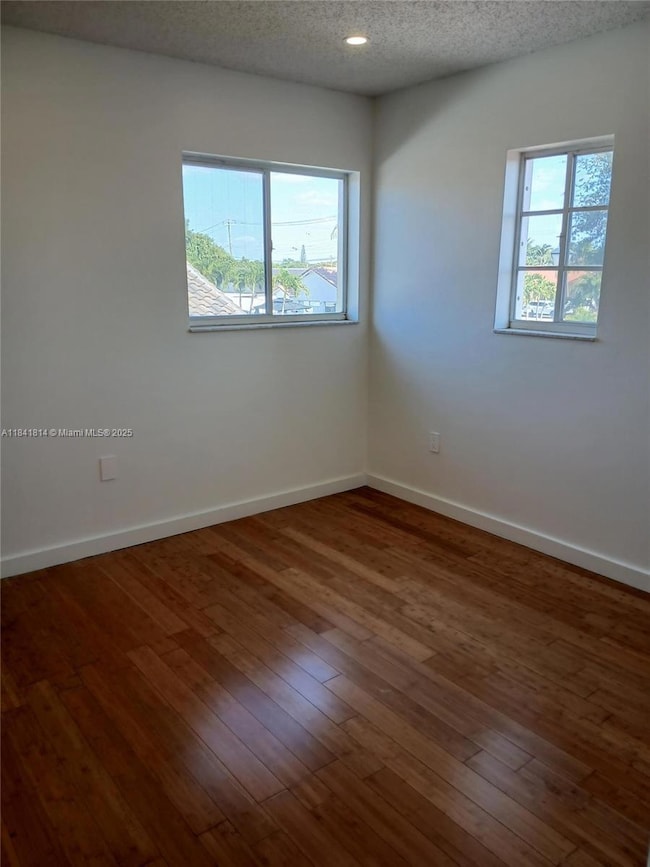 7467 NW 169th Ln, Hialeah, FL 33015 - photo 4