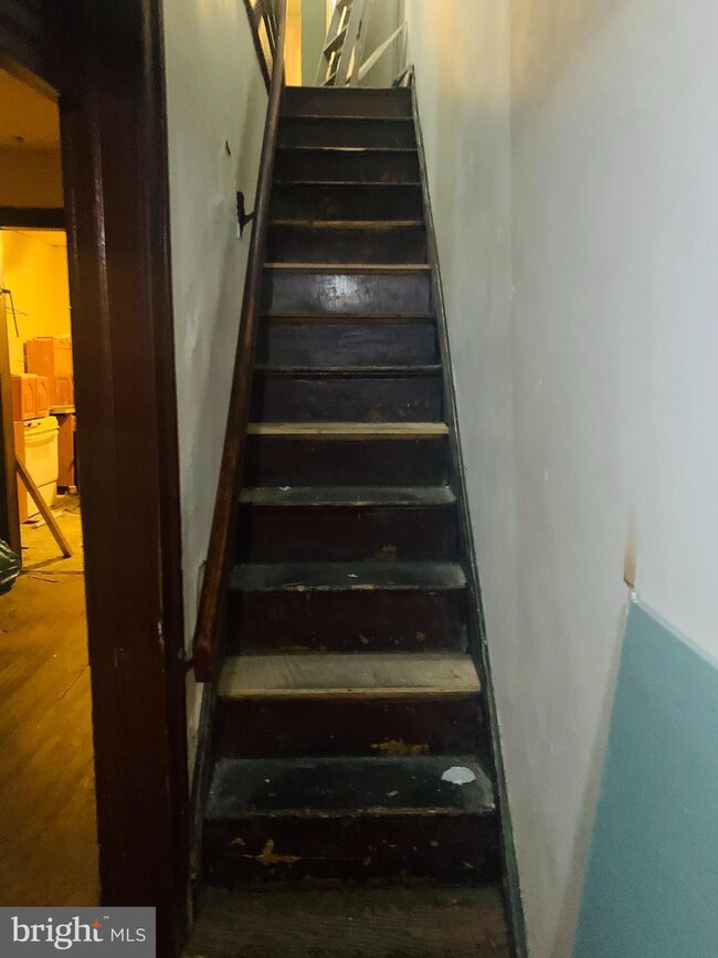 602 Glenolden Ave, Baltimore, MD 21216 - photo 3