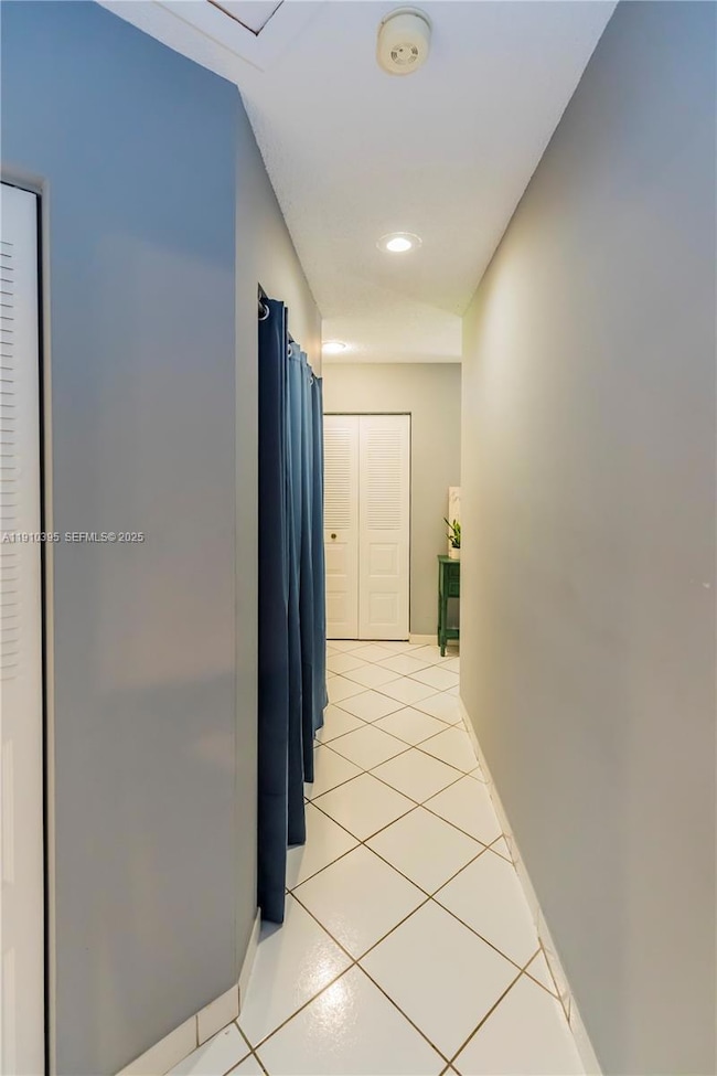 1327 Seagrape Cir, Weston, FL 33326 - photo 3