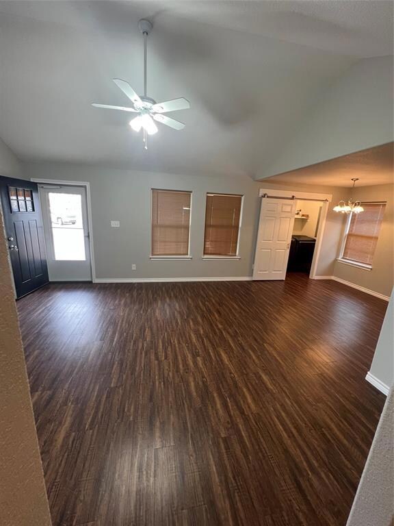 1512 N Anglin St, Cleburne, TX 76031 - photo 4