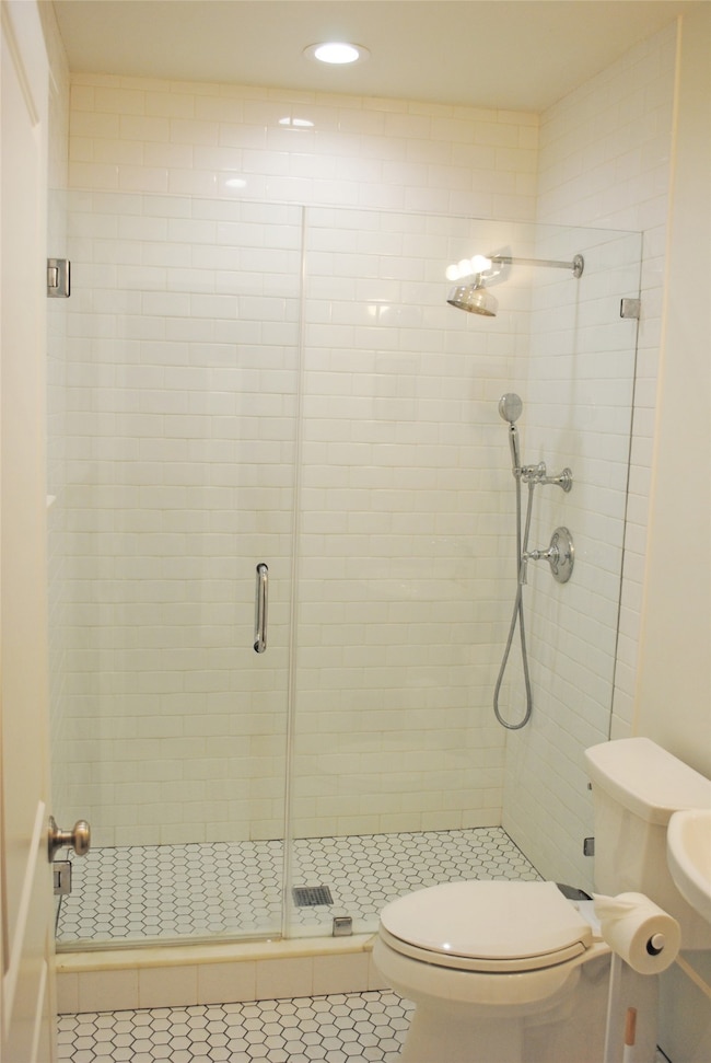 Experience luxury in this elegant, modern shower w