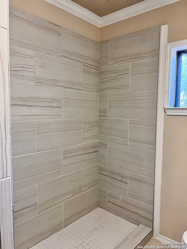 322 Saltillo St, San Marcos, TX 78666 - photo 7