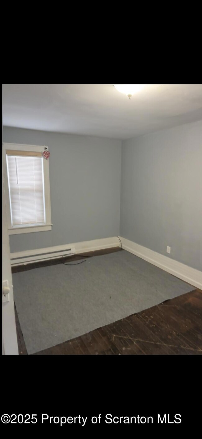 53 Sobieski St unit TOP FLOOR, Hanover Township, PA 18706 - photo 5