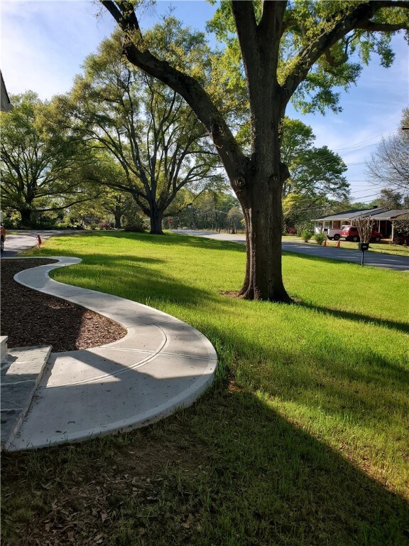 904 Cherry St, Pendleton, SC 29670 - photo 2