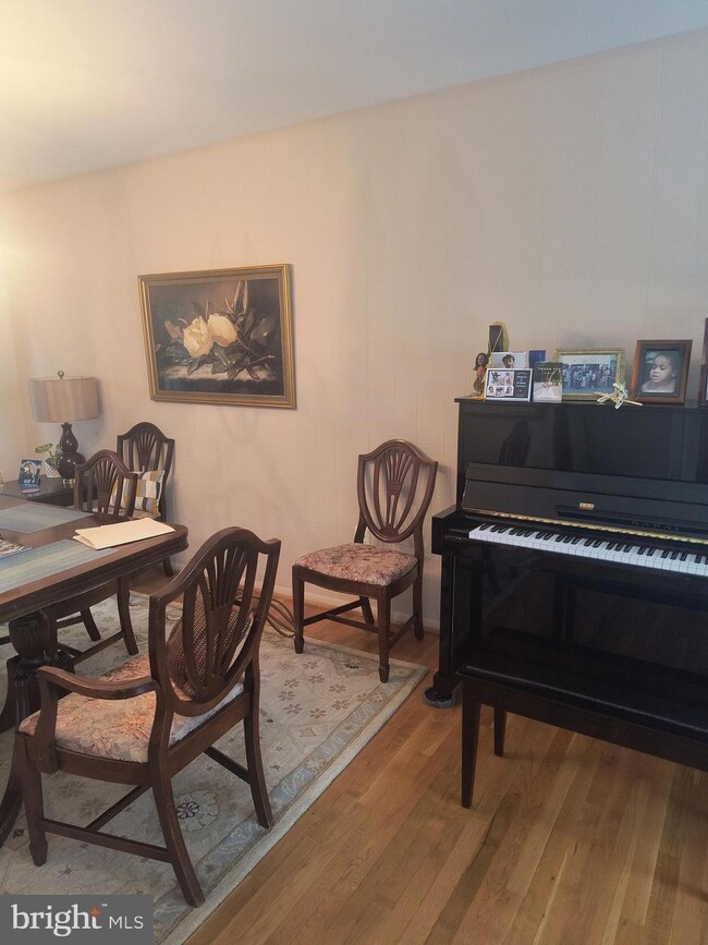 1306 Gresham Rd, Silver Spring, MD 20904 - photo 5