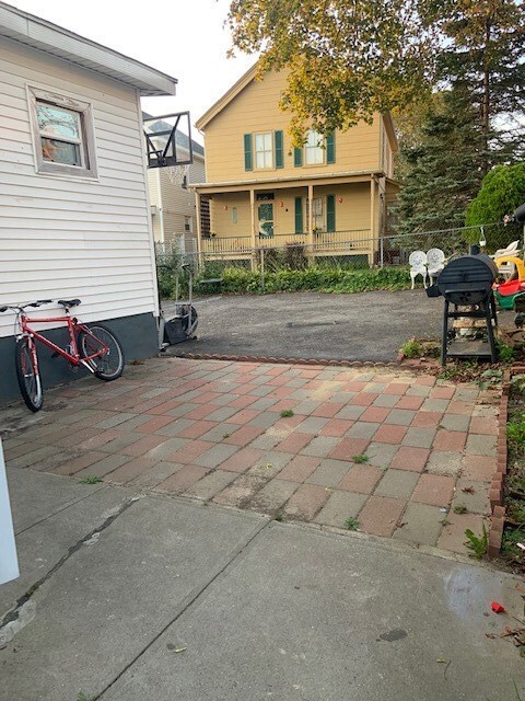 33 Montrose St, Providence, RI 02908 - photo 5