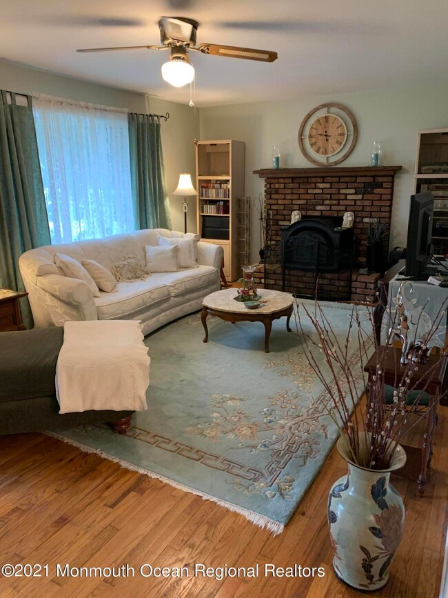 616 5th Ave, Toms River, NJ 08757 - photo 6