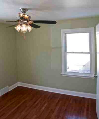 1032 Leith Ave, Waukegan, IL 60085 - photo 5