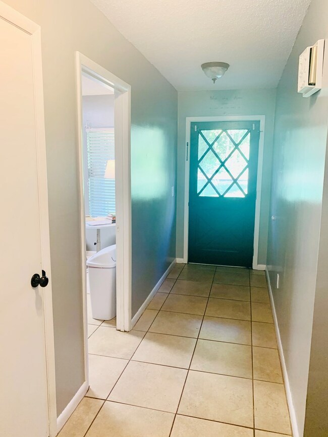 1004 Letitia Ave N, Douglas, GA 31533 - photo 6