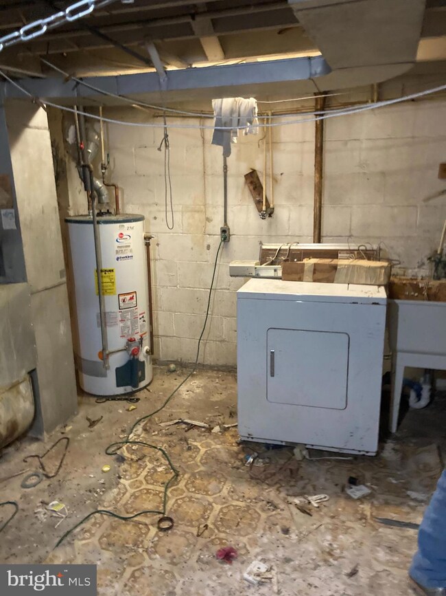 1065 Church St, Brooklyn, MD 21225 - photo 6