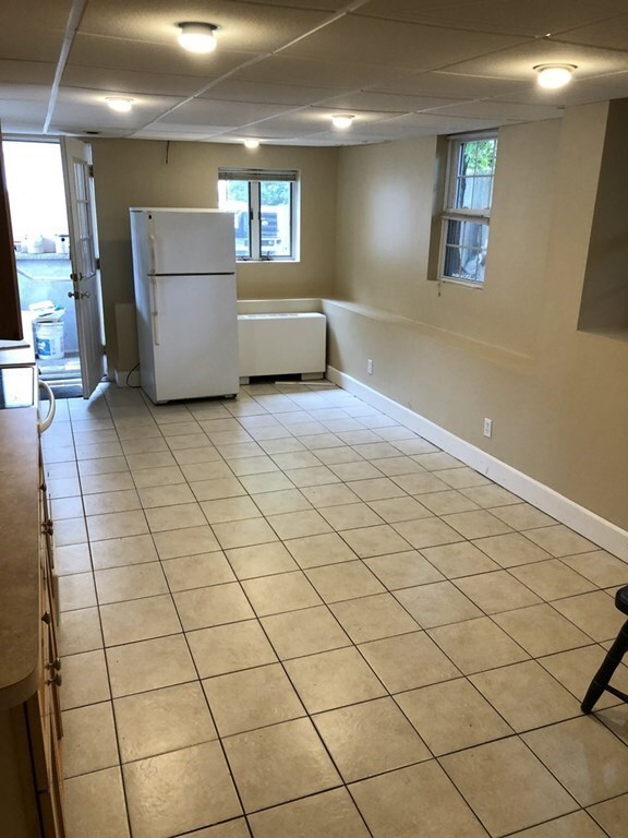 32 Main St unit 1, Saugus, MA 01906 - photo 6