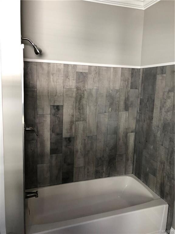 198 Miller St, North Tonawanda, NY 14120 - photo 6