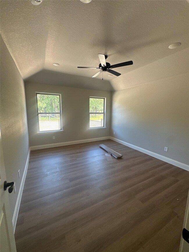 1018 Bluestem Ct, Brock, TX 76087 - photo 5