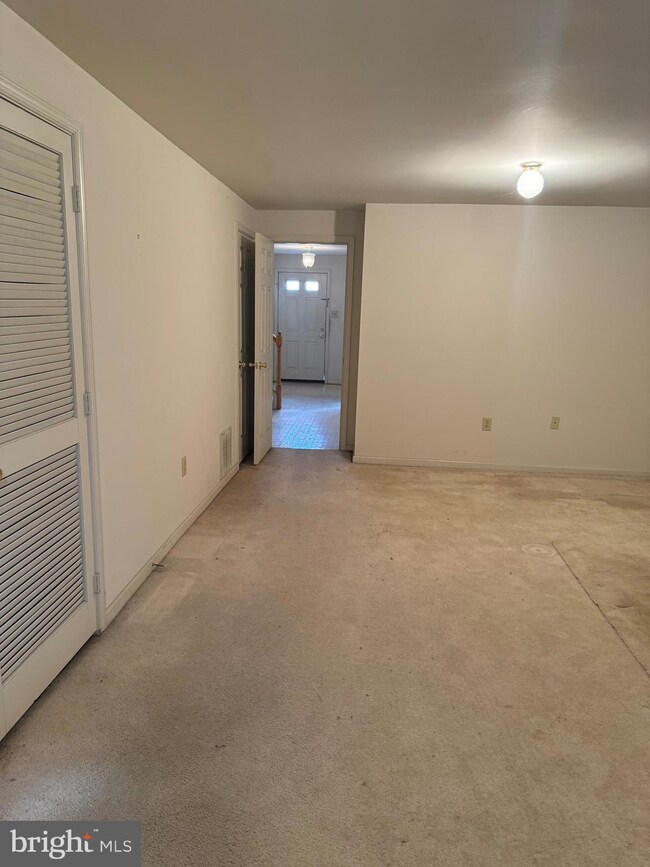 402 Fair Oaks Ave, Stafford, VA 22554 - photo 4