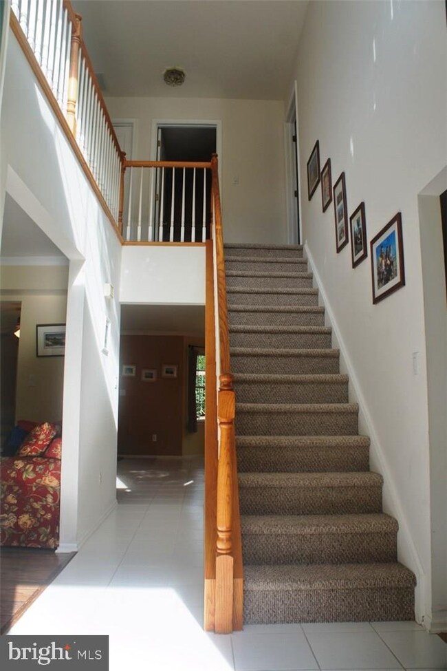 324 Neptune Dr, Manahawkin, NJ 08050 - photo 3