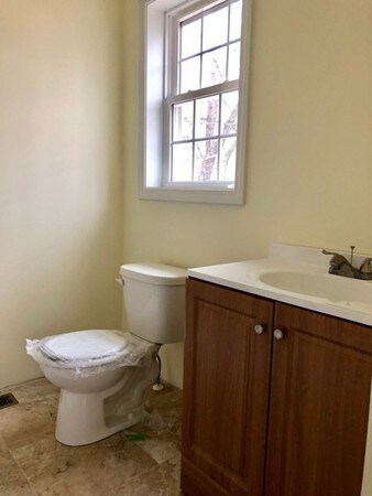 37 Sigel St, Worcester, MA 01610 - photo 4