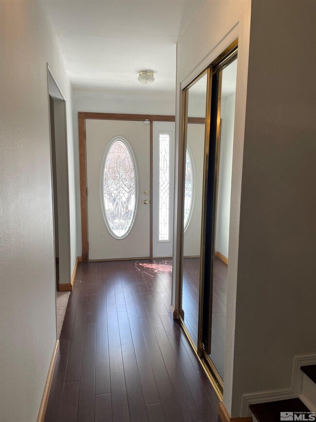 952 Desert View Dr, Sparks, NV 89434 - photo 2