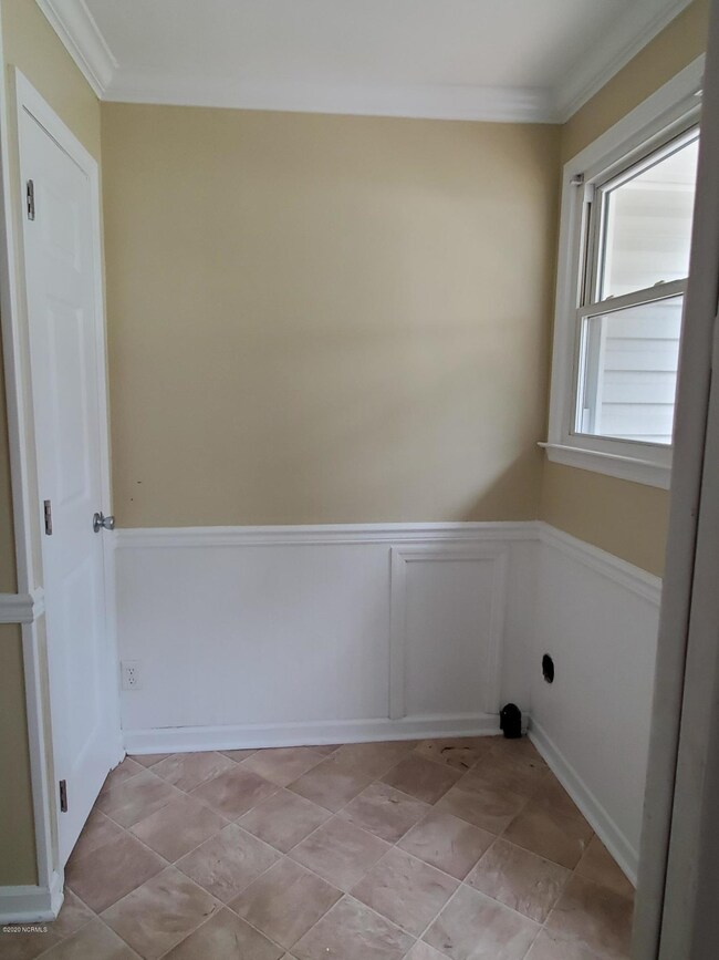 518 Oak Ln, Jacksonville, NC 28540 - photo 7