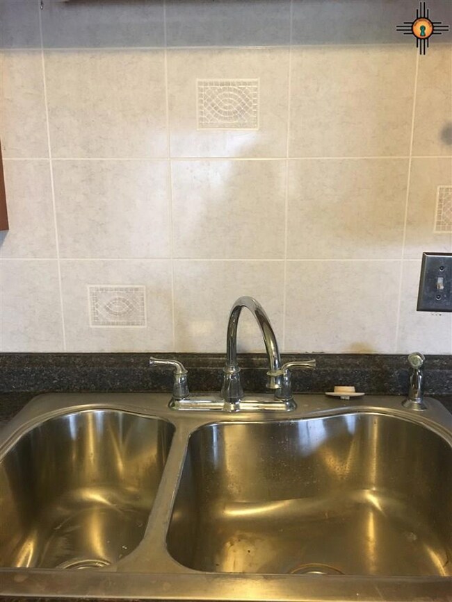 212 W Scharbauer St, Hobbs, NM 88240 - photo 7