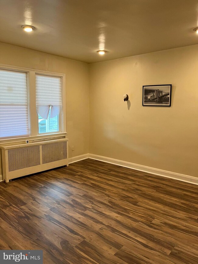 5410 Clover Rd, Baltimore, MD 21215 - photo 7