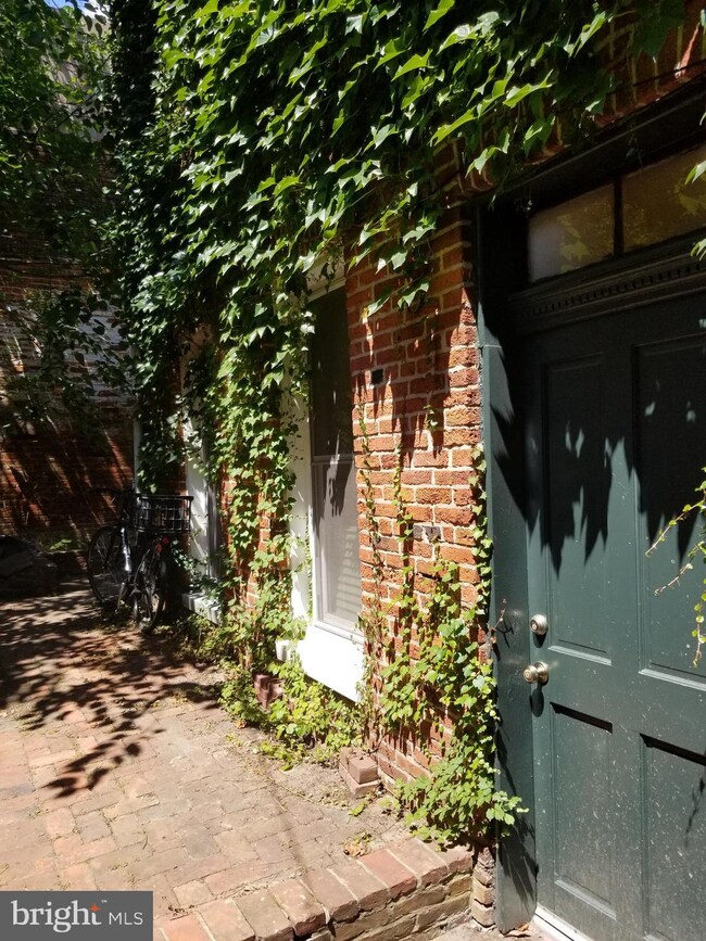 1906 Fleet St unit 3, Baltimore, MD 21231 - photo 2