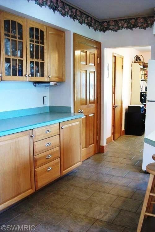 3325 O'Brien Rd SW, Grand Rapids, MI 49534 - photo 6