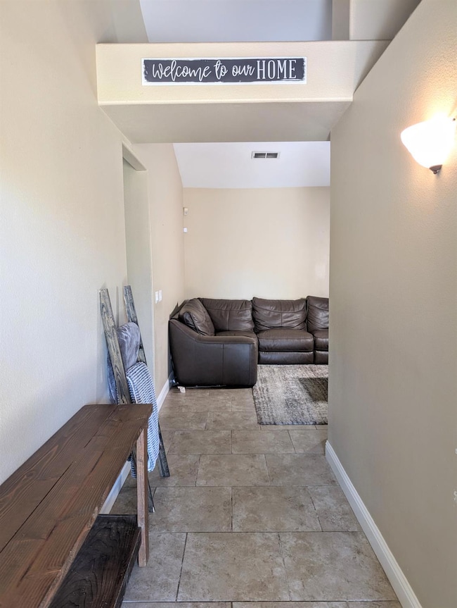 833 Applegate Ave, Clovis, CA 93611 - photo 4